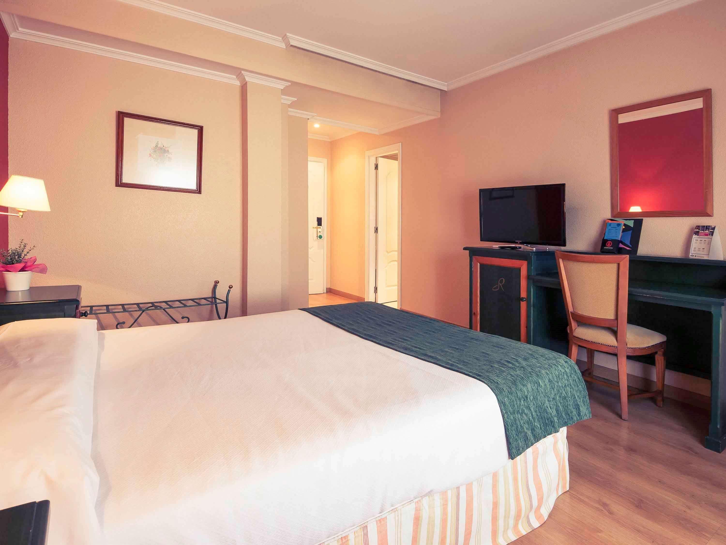Hotel Rio Badajoz Exteriör bild