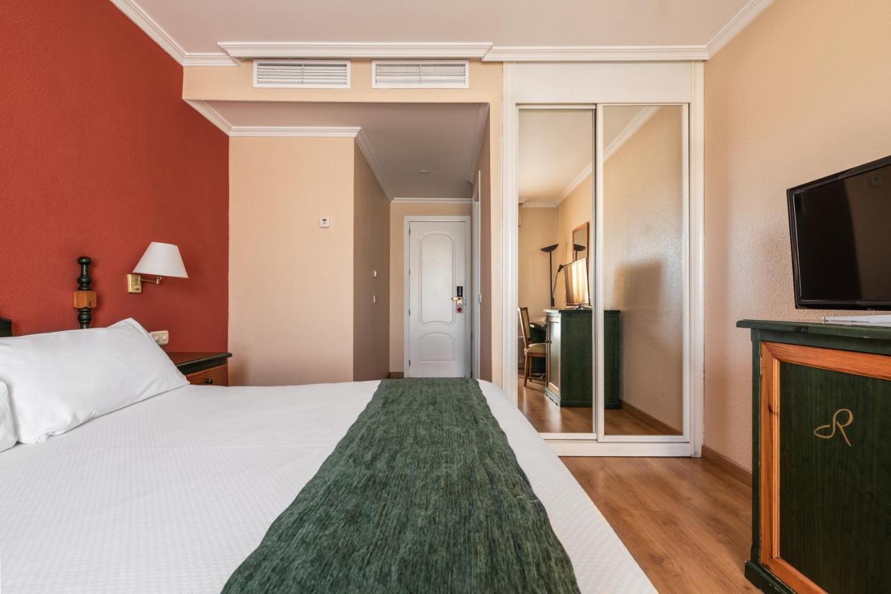 Hotel Rio Badajoz Exteriör bild