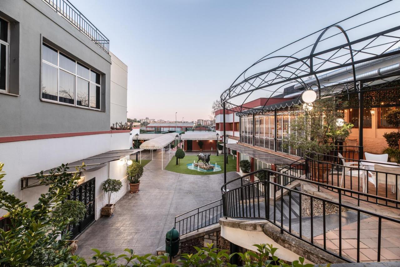 Hotel Rio Badajoz Exteriör bild